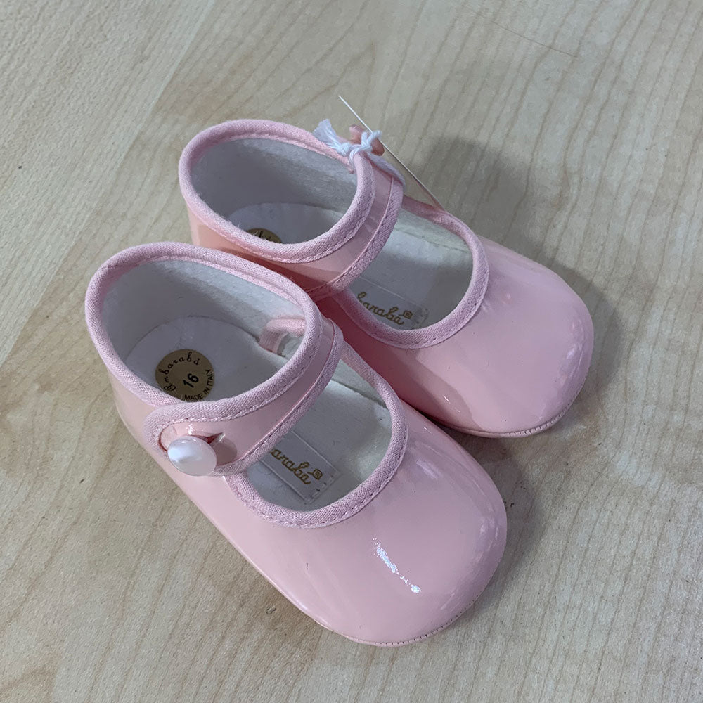 
  Schuhe aus der Ambarabà Kinderkleidungslinie, aus sehr weichen Materialien und
  mit Handwerks...