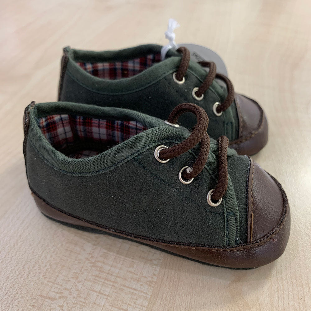 
  Schuhe aus der Ambarabà Kinderkleidungslinie, aus sehr weichen Materialien und
  mit Handwerks...