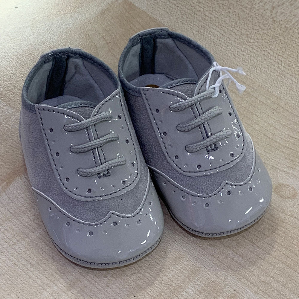 
  Schuhe aus der Ambarabà Kinderkleidungslinie, aus sehr weichen Materialien und
  mit Handwerks...