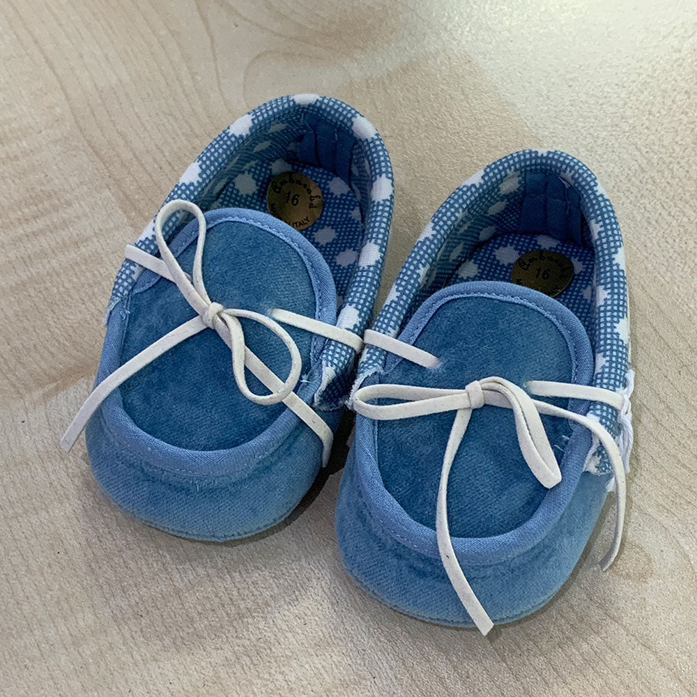 
  Schuhe aus der Ambarabà Kinderkleidungslinie, aus sehr weichen Materialien und
  mit Handwerks...