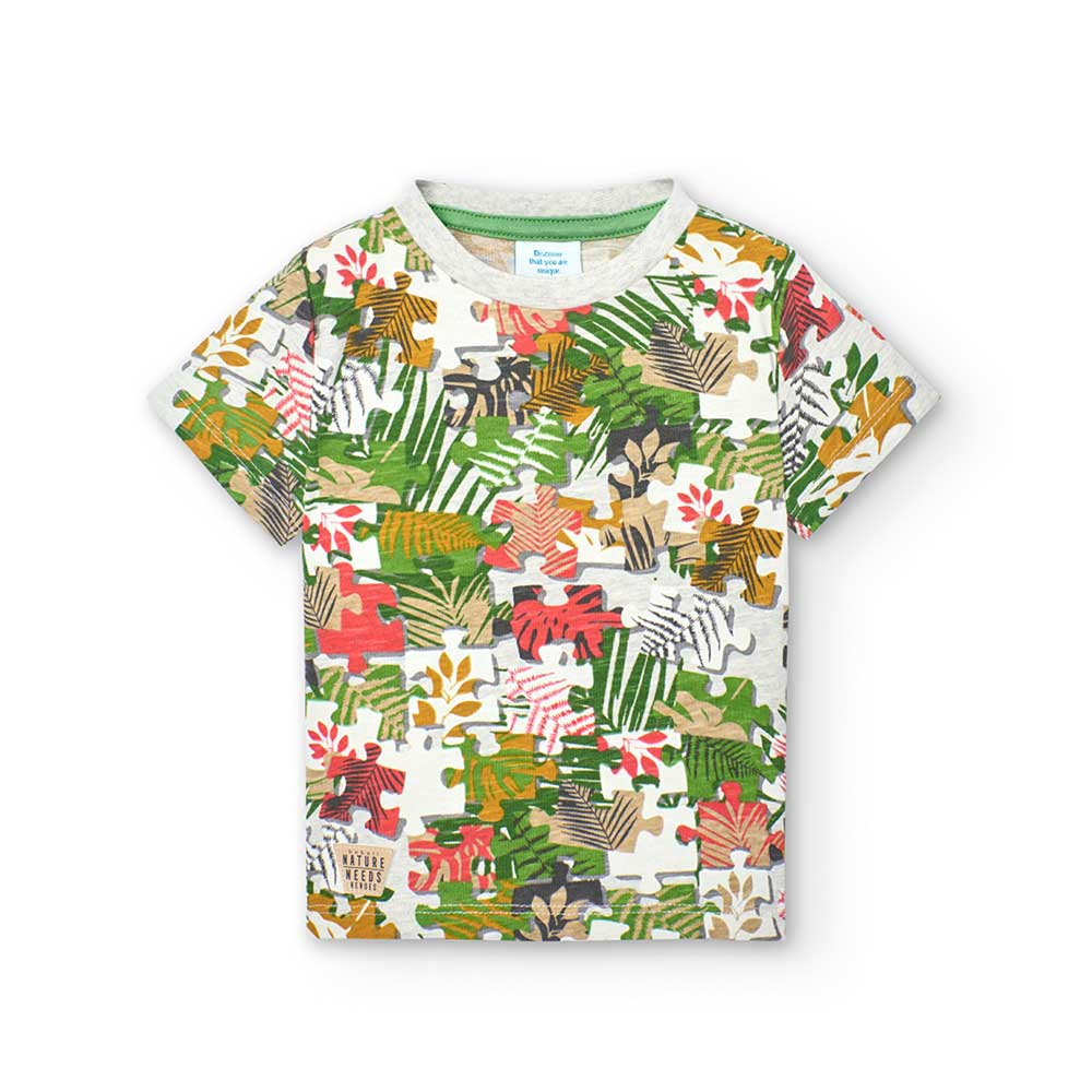 
T-Shirt aus der Boboli-Kinderbekleidungslinie mit buntem Puzzlemuster. Kleines Logo auf der Unte...