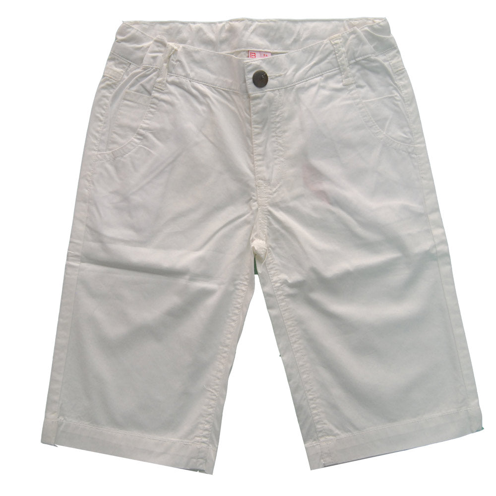 
  Bermudashorts aus der Mirtillo Kinderkleidungslinie. Einfarbiges Fünf-Taschen-Modell.
  Innen ...