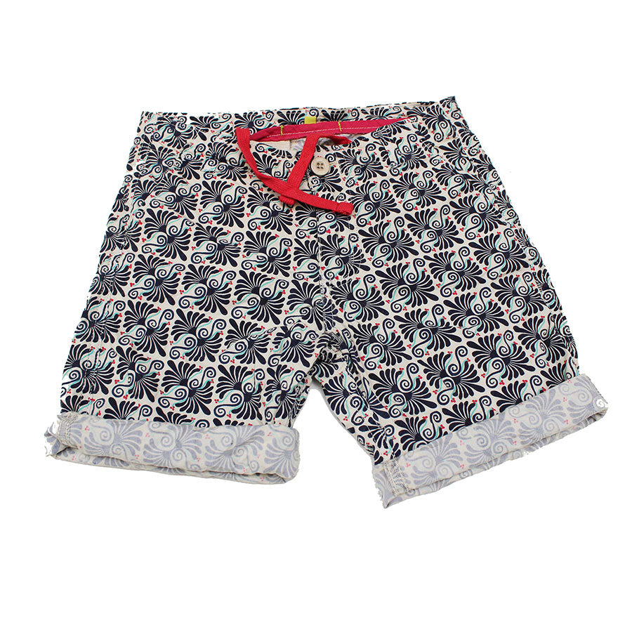 
  Bermudashorts aus der Silvian Heach Kinderkleidungslinie mit Blumenmuster, verstellbarer Taill...