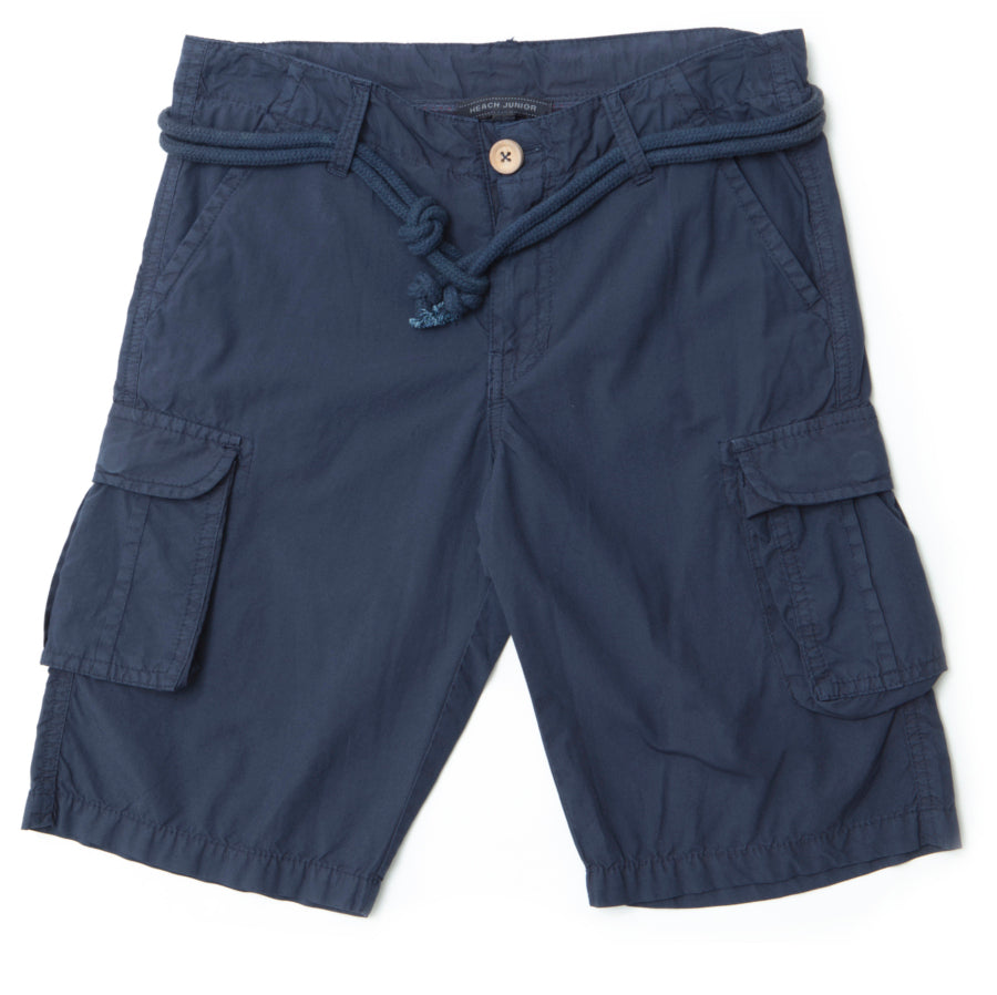 
  Bermudashorts aus der Kinderkleidungslinie Silvian Heach Kids; Sportmodell mit
  Seitentaschen...